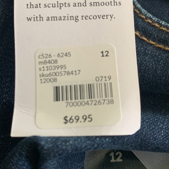 New with tags! most comfortable true to size with a little stretch. Lane Bryant - Picture 10 of 10